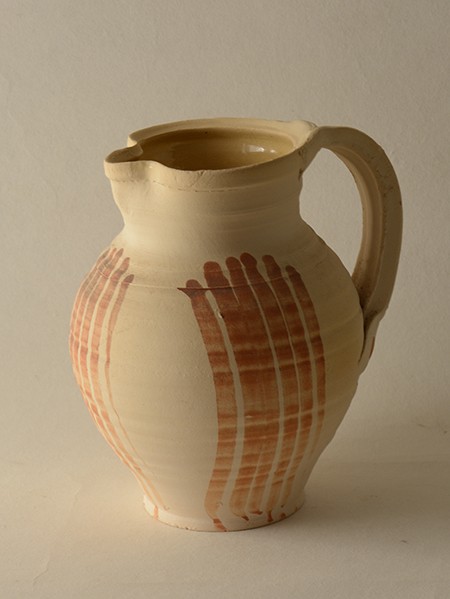 http://poteriedesgrandsbois.com/files/gimgs/th-31_PCH052-poterie-céramique-médiévale-pichet XIIIe.jpg